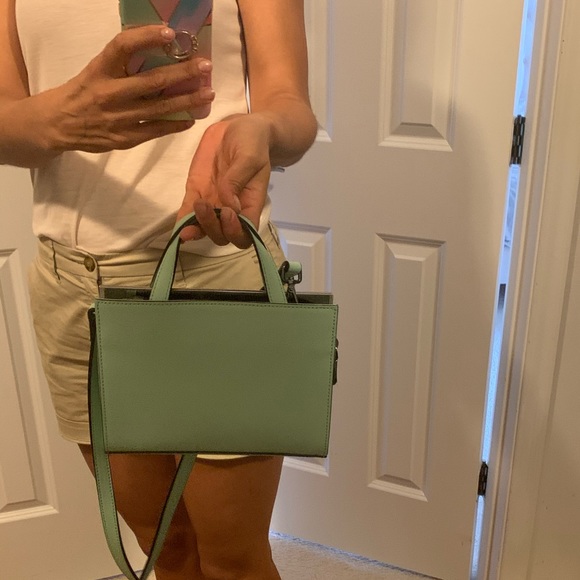 Handbag - Picture 15 of 16